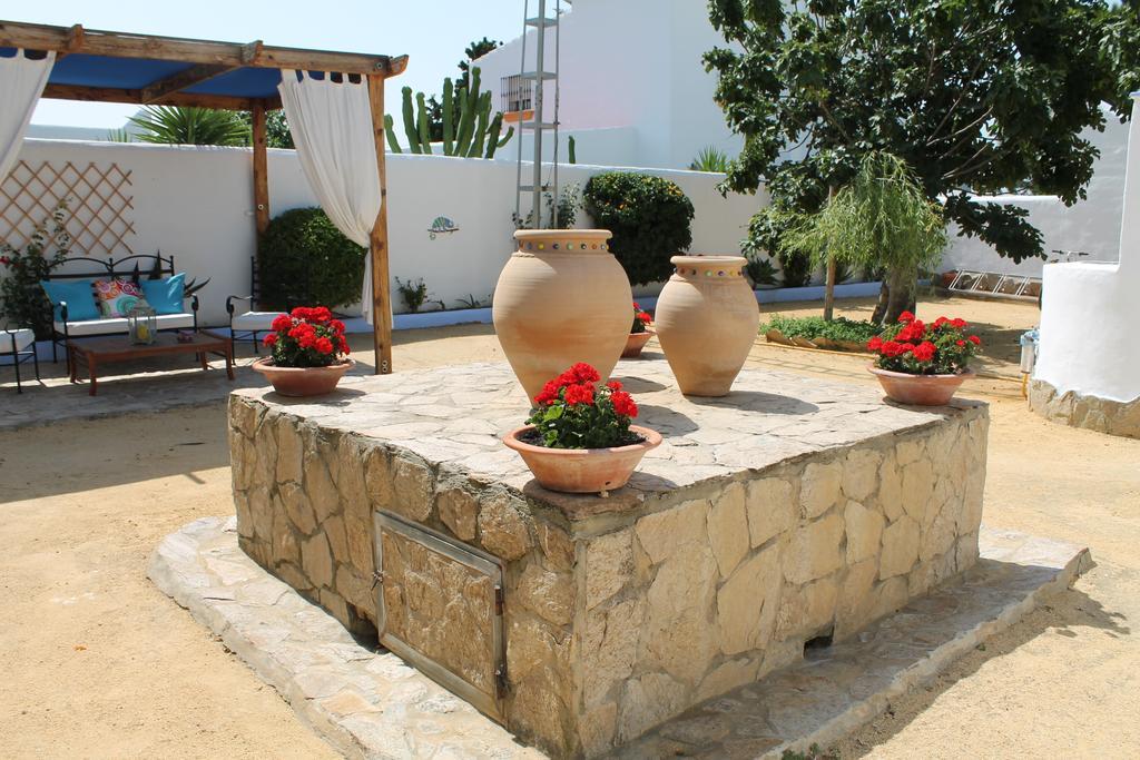 קוניל דה לה פרונטרה Alojamiento Rural "El Charco Del Sultan" מראה חיצוני תמונה
